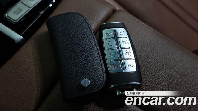 Genesis G80 2022 — photo 22