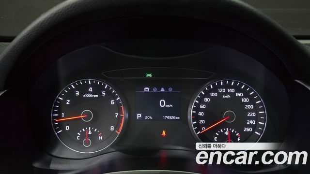 Kia K7 2018 — photo 8