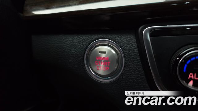 Kia K7 2018 — photo 20