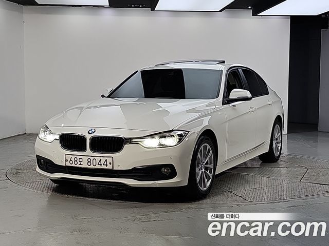 BMW 3-Series 2017 — photo 1