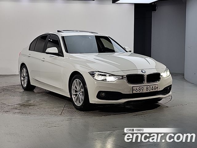 BMW 3-Series 2017 — photo 2