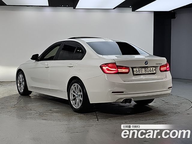 BMW 3-Series 2017 — photo 3