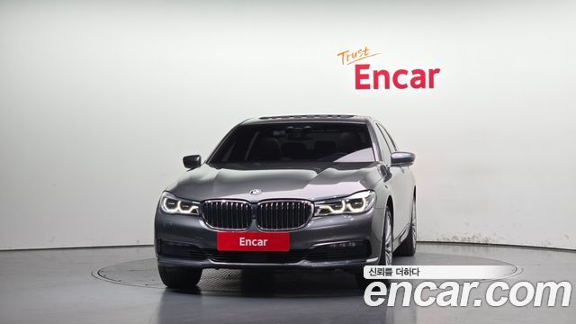 BMW 7-Series 2016 — photo 3