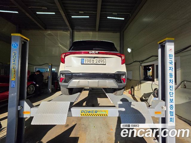 Kia Seltos 2023 — photo 2