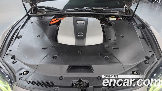 Lexus LS 2021 — photo 6