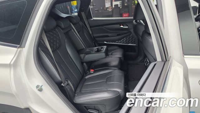 Hyundai Santafe 2021 — photo 18