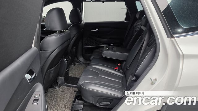 Hyundai Santafe 2021 — photo 16