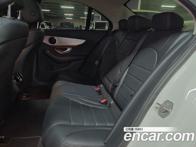 Mercedes-Benz C-Class 2018 — photo 7
