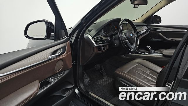 BMW X5 2015 — photo 11