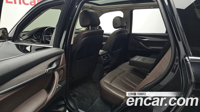 BMW X5 2015 — photo 12