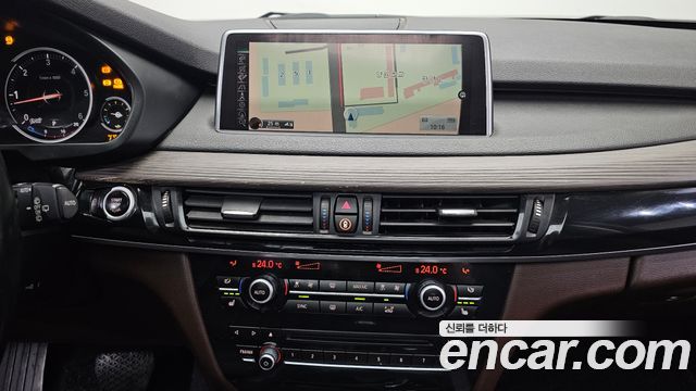 BMW X5 2015 — photo 14