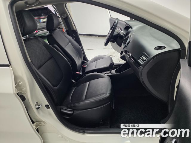 Kia morning 2015 — photo 10