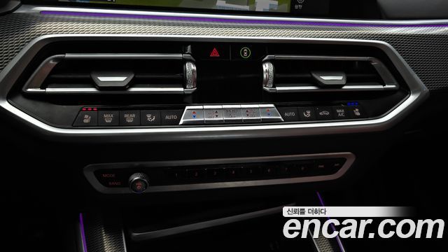 BMW X5 2019 — photo 20
