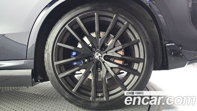 BMW X5 2019 — photo 7