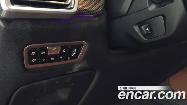 BMW X5 2019 — photo 36