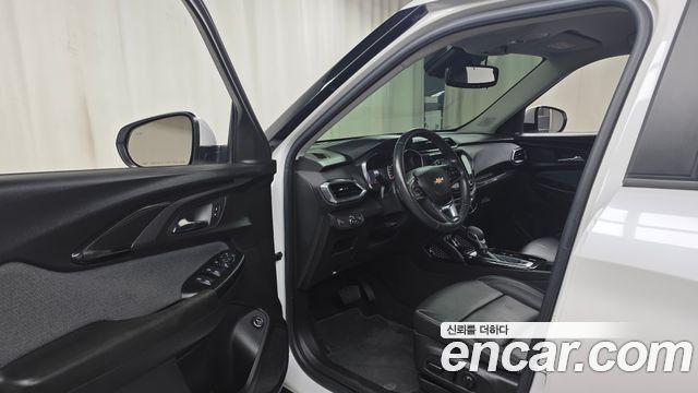 Chevrolet Korea Trailblazer 2023 — photo 10
