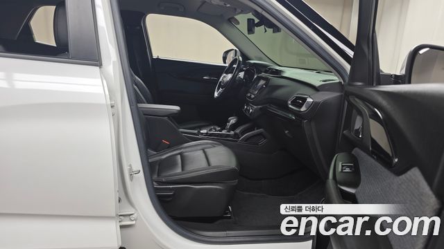 Chevrolet Korea Trailblazer 2023 — photo 11