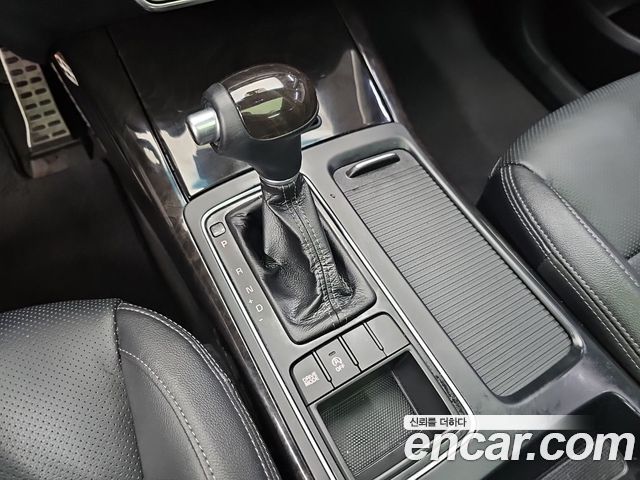 Kia Sorento 2017 — photo 8