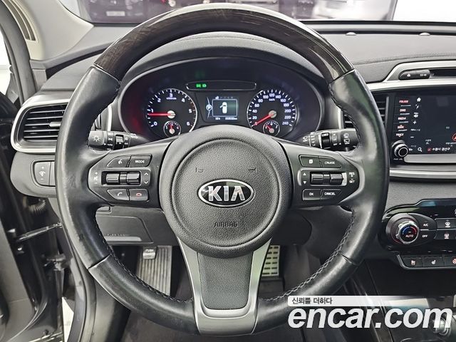 Kia Sorento 2017 — photo 9