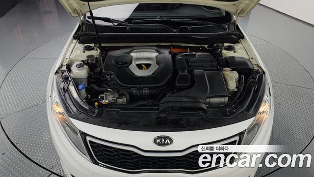 Kia K5 2012 — photo 6
