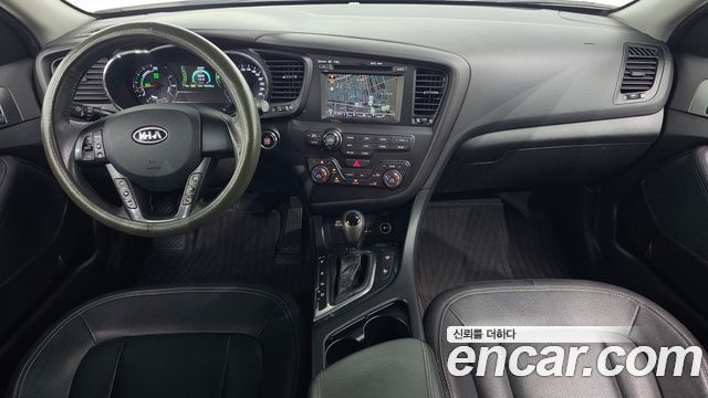 Kia K5 2012 — photo 10