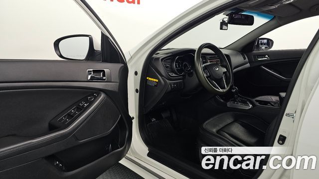 Kia K5 2012 — photo 13