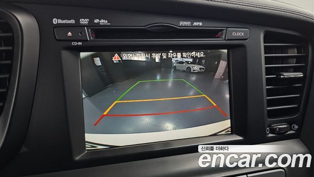 Kia K5 2012 — photo 21