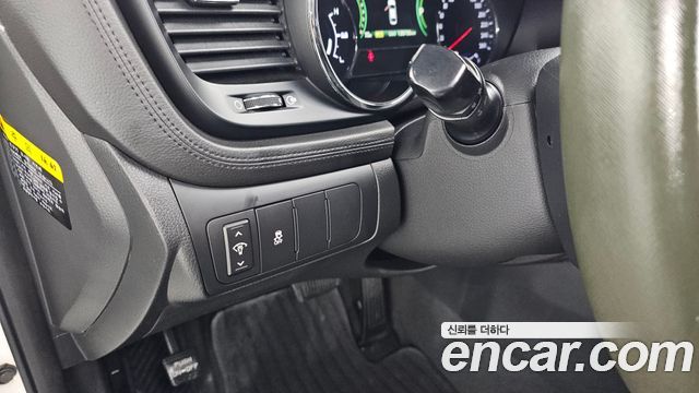 Kia K5 2012 — photo 25