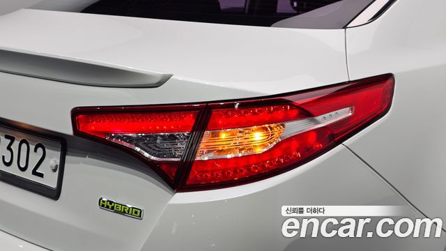 Kia K5 2012 — photo 9