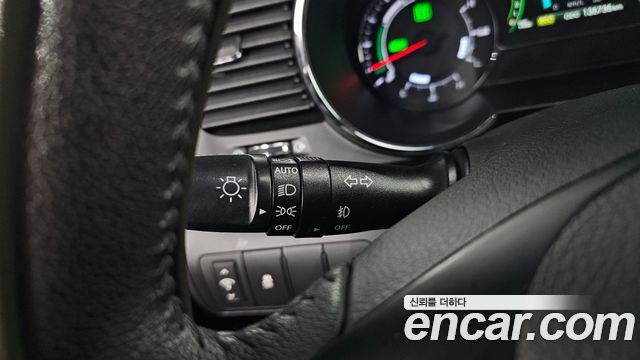 Kia K5 2012 — photo 27