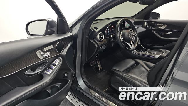 Mercedes-Benz GLC-Class 2020 — photo 17