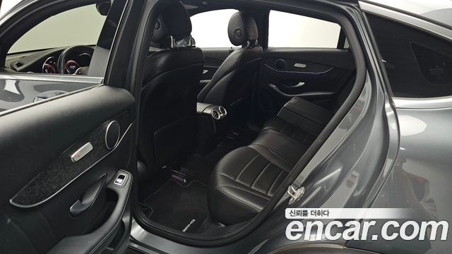 Mercedes-Benz GLC-Class 2020 — photo 18