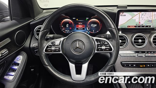 Mercedes-Benz GLC-Class 2020 — photo 19