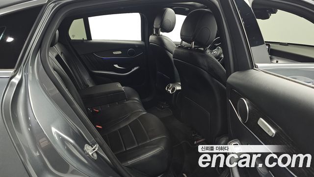 Mercedes-Benz GLC-Class 2020 — photo 16