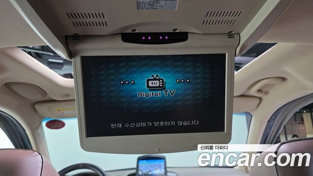 Kia Canival 2012 — photo 18
