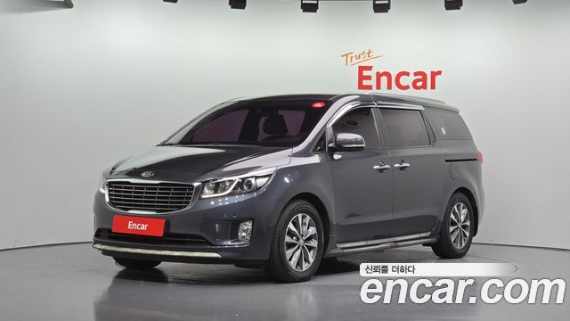 Kia Canival 2016 — photo 1