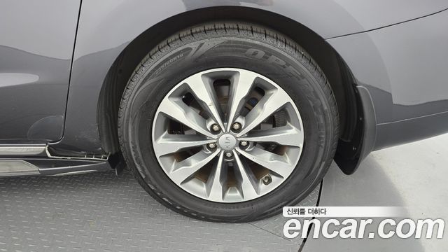 Kia Canival 2016 — photo 7