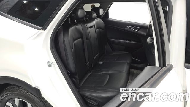 Kia Sportage 2022 — photo 17