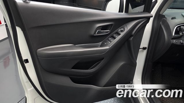 Chevrolet Korea Trax 2019 — photo 14