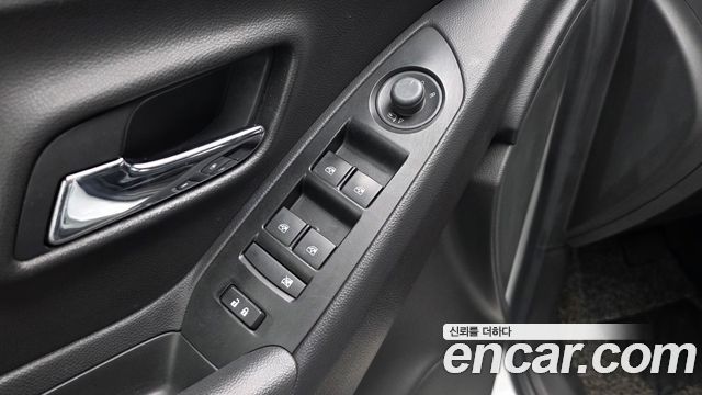 Chevrolet Korea Trax 2019 — photo 28