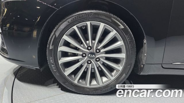Kia K7 2019 — photo 5