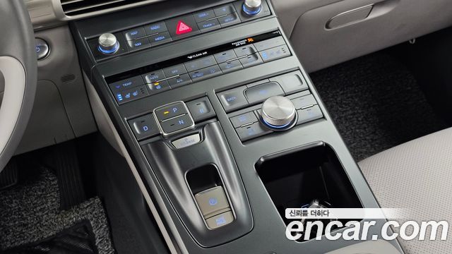 Hyundai Nexo 2024 — photo 12