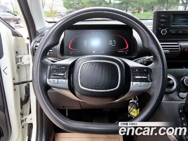 Hyundai Casper 2023 — photo 8