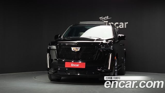 Cadillac Escalade 2023 — photo 3