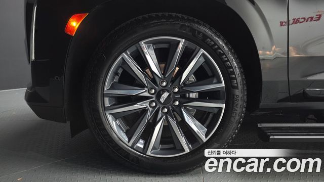 Cadillac Escalade 2023 — photo 5