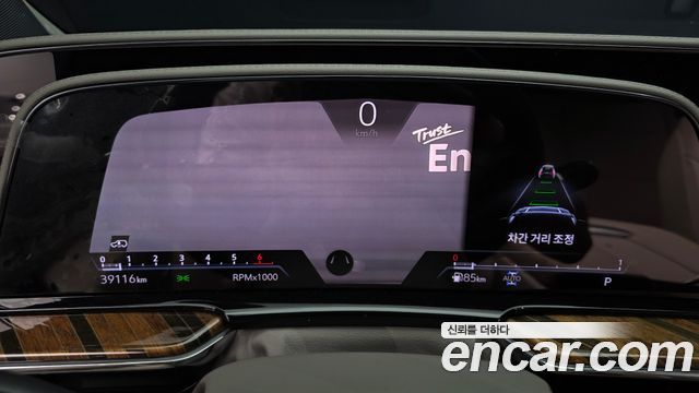 Cadillac Escalade 2023 — photo 11