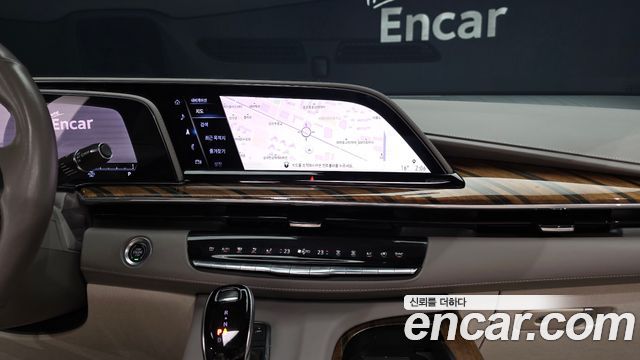 Cadillac Escalade 2023 — photo 20