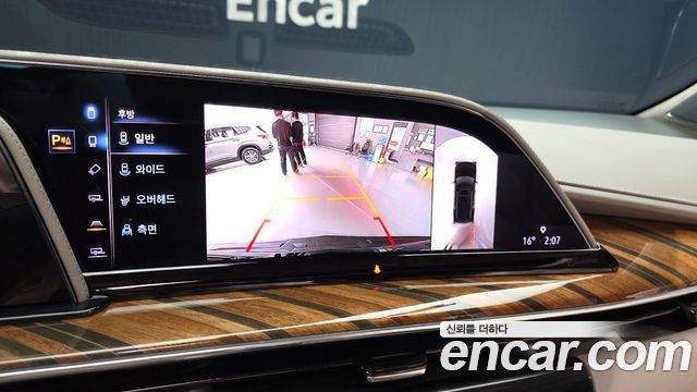 Cadillac Escalade 2023 — photo 23