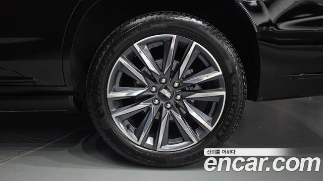 Cadillac Escalade 2023 — photo 7