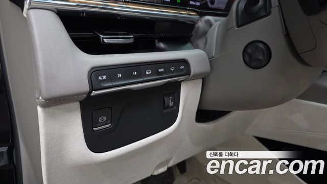 Cadillac Escalade 2023 — photo 33